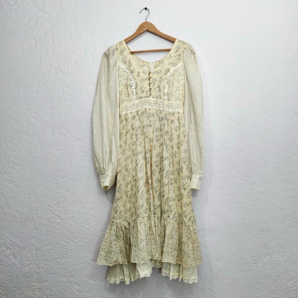 Vintage gunne sax prairie dress